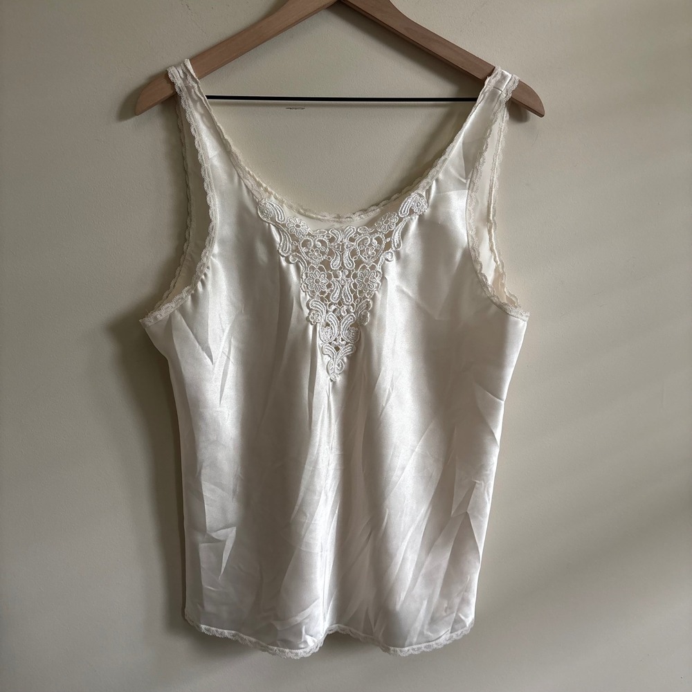 Cinema Etoile Vintage Ivory Satin Lace Trim Camisole Top Size 1X Made in USA